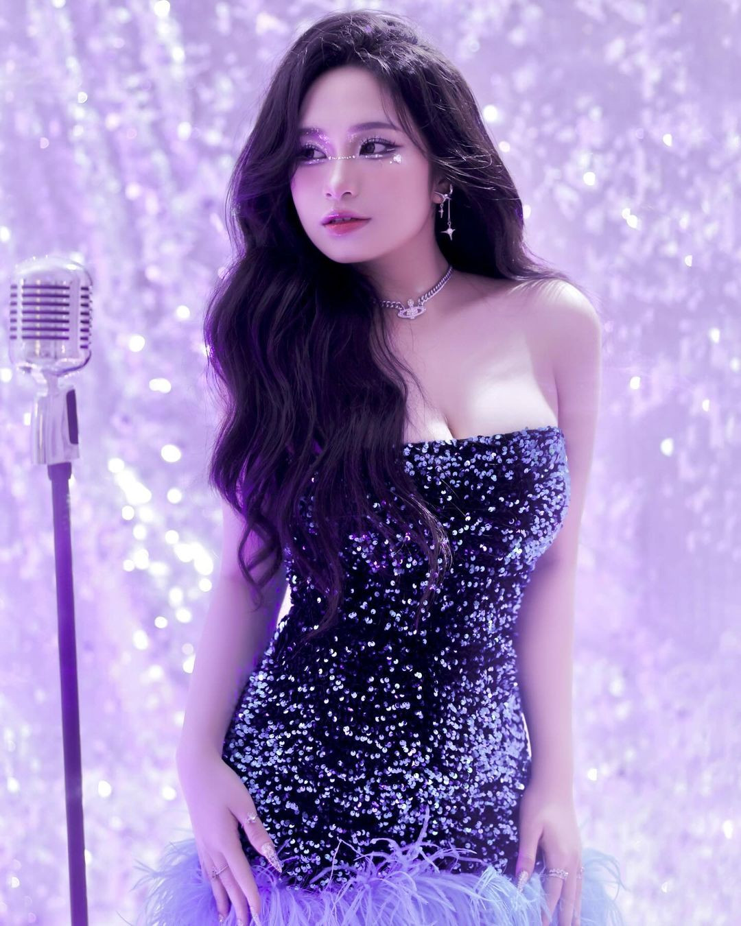 Tuy vậy, nhiều netizen cho rằng, không thể tiếp tục ủng hộ hay nghe nhạc của một người có đời tư không trong sạch.