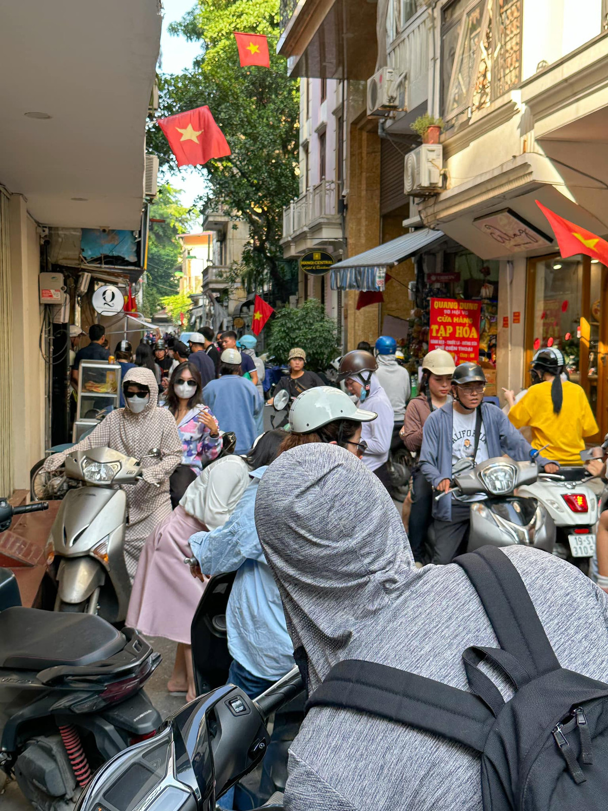 Banh dong xu pho mai co gi ma gioi tre me met den the?-Hinh-4