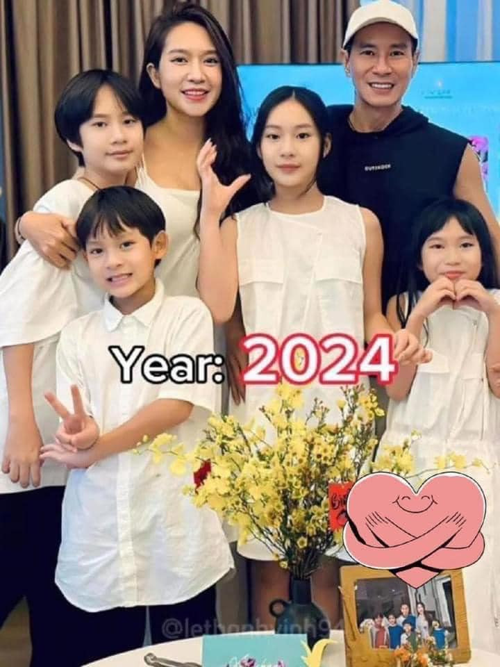 Nhiều netizen cho rằng, 2 trai 2 gái nhà Lý Hải thừa hưởng các nét đẹp từ bố mẹ, Minh Hà cũng ngày càng lão hóa ngược nhờ có cuộc hôn nhân viên mãn, hạnh phúc.