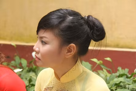 Nhung tu ba già dòi non tuỏi xinh nhu hot girl-Hinh-3