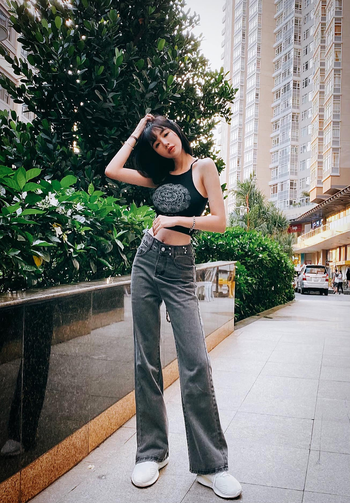 Hiện tại, Elly đã là mẹ của 2 thiên thần lai vô cùng xinh đẹp là Cadie Mộc Trà và Alfie Túc Mạch.