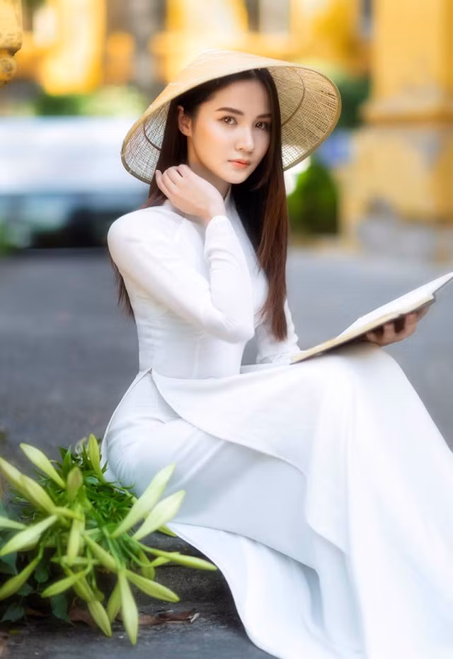 Là con gái theo ngành kỹ thuật, cô bạn gặp không ít khó khăn. Thế nhưng, đây là ngành học cô ao ước từ khi còn cắp sách đến trường nên quyết tâm theo đuổi bằng được, không ngán bất kỳ khó khăn, thử thách nào.