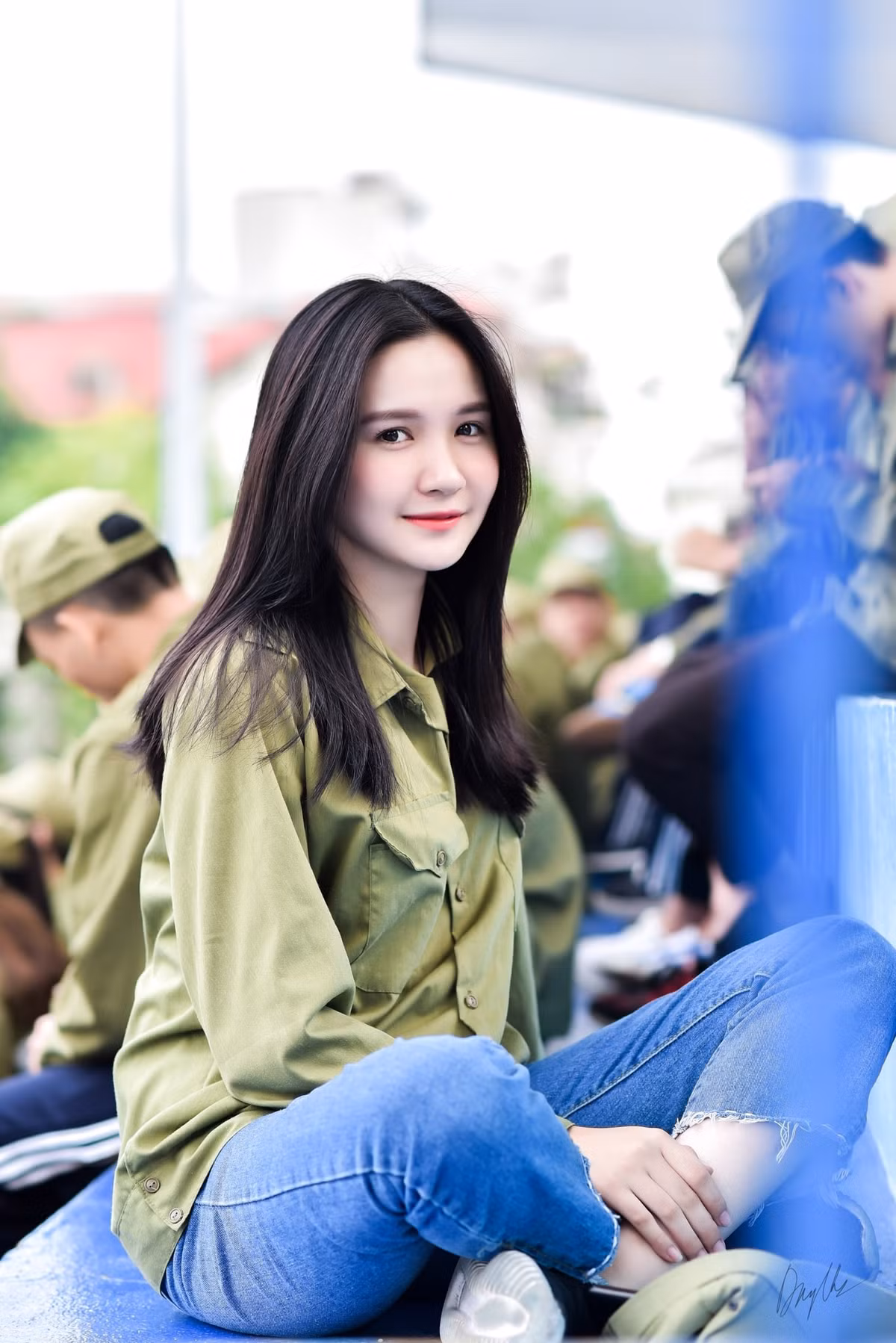 Nữ sinh quê Thanh Hóa từng đạt giải ba Hóa THPT cấp tỉnh, top 4 Queen prom Đào Duy Từ và giải nhất viết chữ đẹp cấp thành phố.