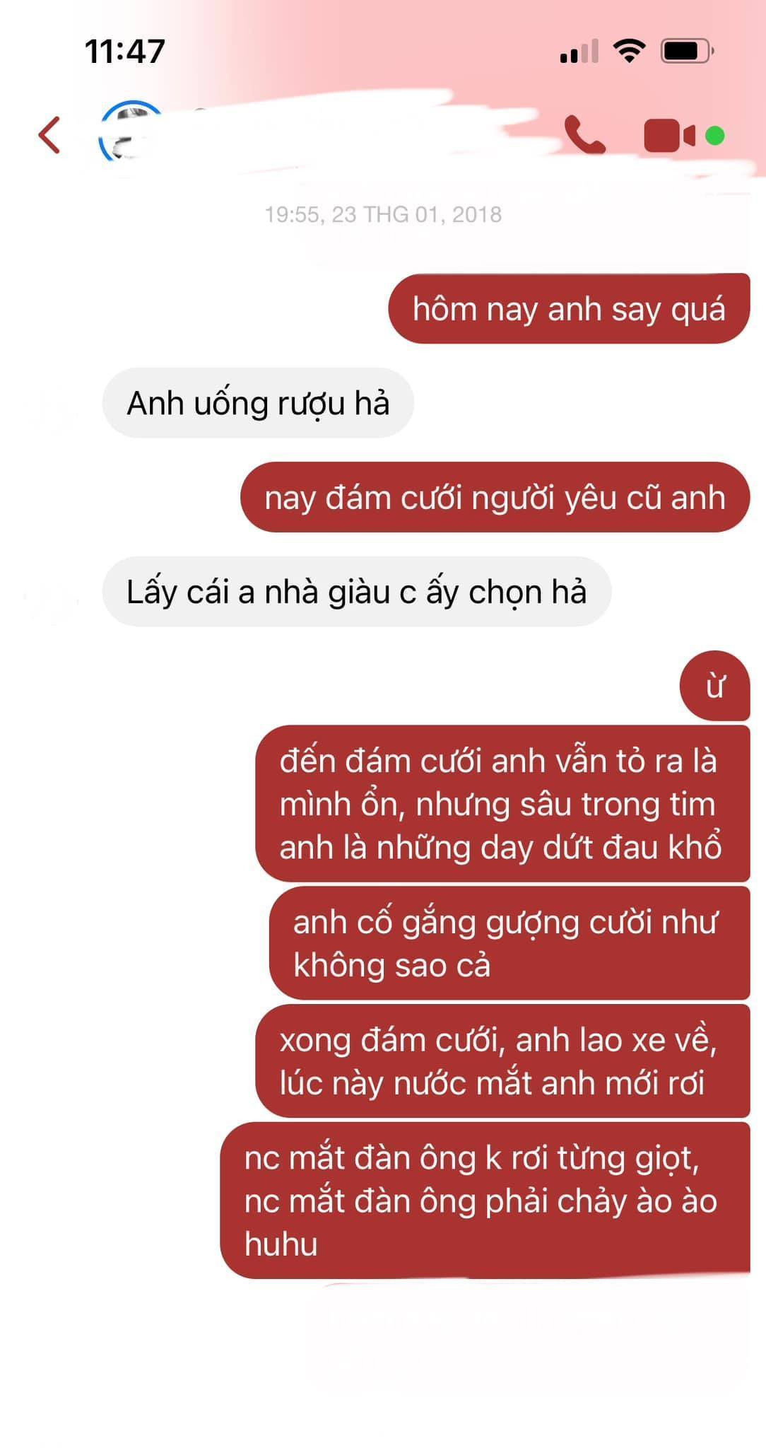 Kể cả những lúc đang lụy tình.