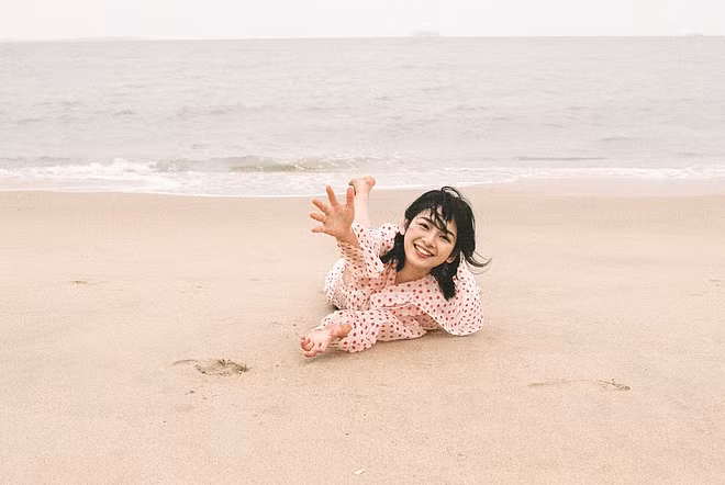 Bên cạnh những bức ảnh làm mẫu, Tiểu Dương cũng thường đăng những tấm chụp đời thường.