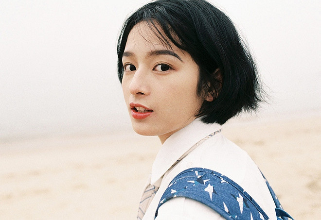 Chia sẻ với người hâm mộ, cô gái trẻ nói ngoài làm mẫu ảnh, ăn uống và du lịch là việc cô thích làm nhất.