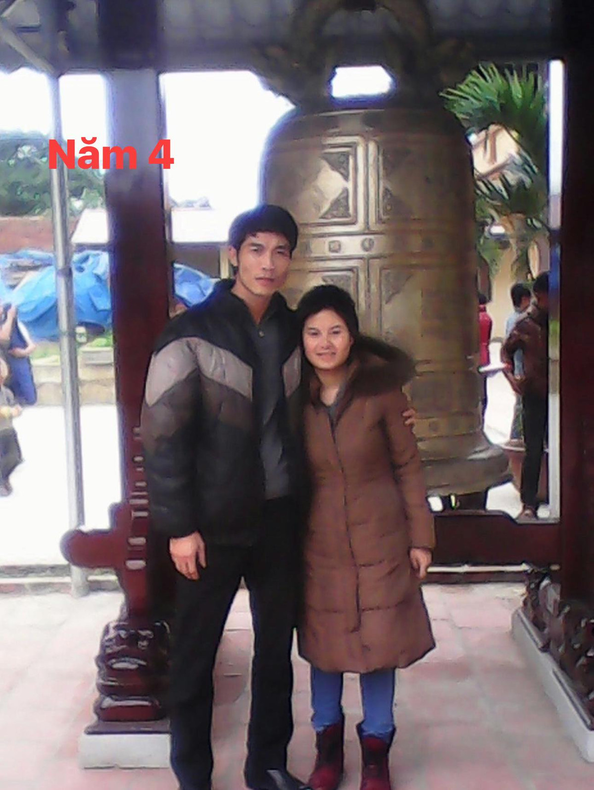 Nhờ sự chăm sóc, đông viên của chồng và sự nỗ lực không ngừng nghỉ của vợ, vài tháng sau, chị vợ đã tự đứng lên, đi lại được, tuy chưa khỏi hẳn nhưng là một khởi đầu tươi sáng trong hành trình hôn nhân trong tương lai của 2 người.