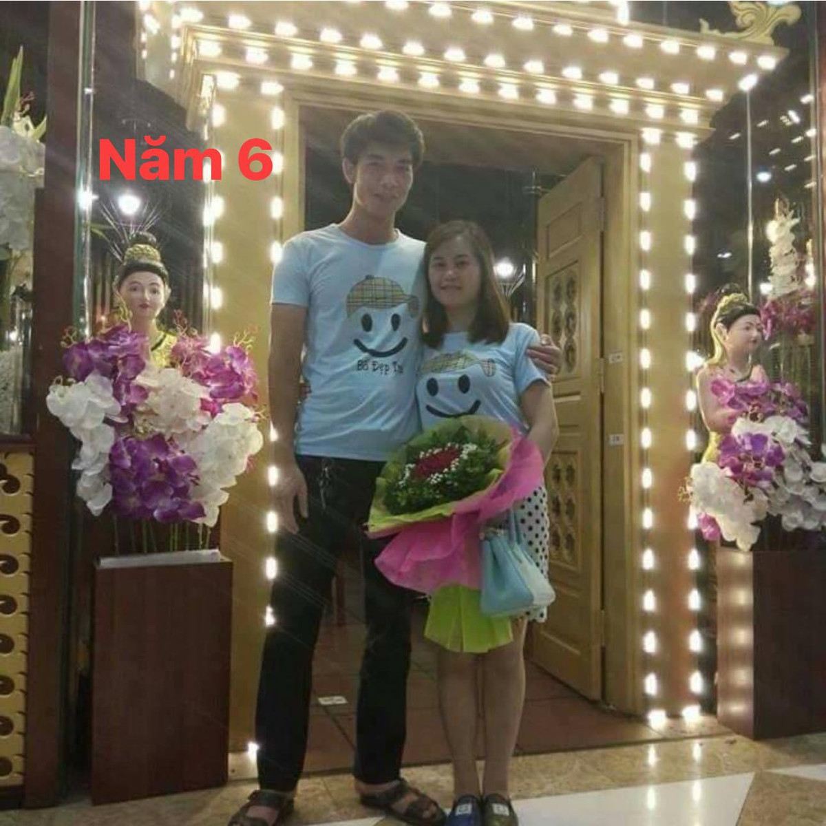 Chia sẻ về bí quyết gì khi bước sang năm hôn nhân thứ 15 mà vợ chồng lúc nào cũng quấn quýt, yêu thương nhau như ngày đầu, chị vợ cho rằng: "Chúng tôi không coi nhau là vợ chồng. Luôn coi nhau như người yêu, như tình nhân mà đối đãi."