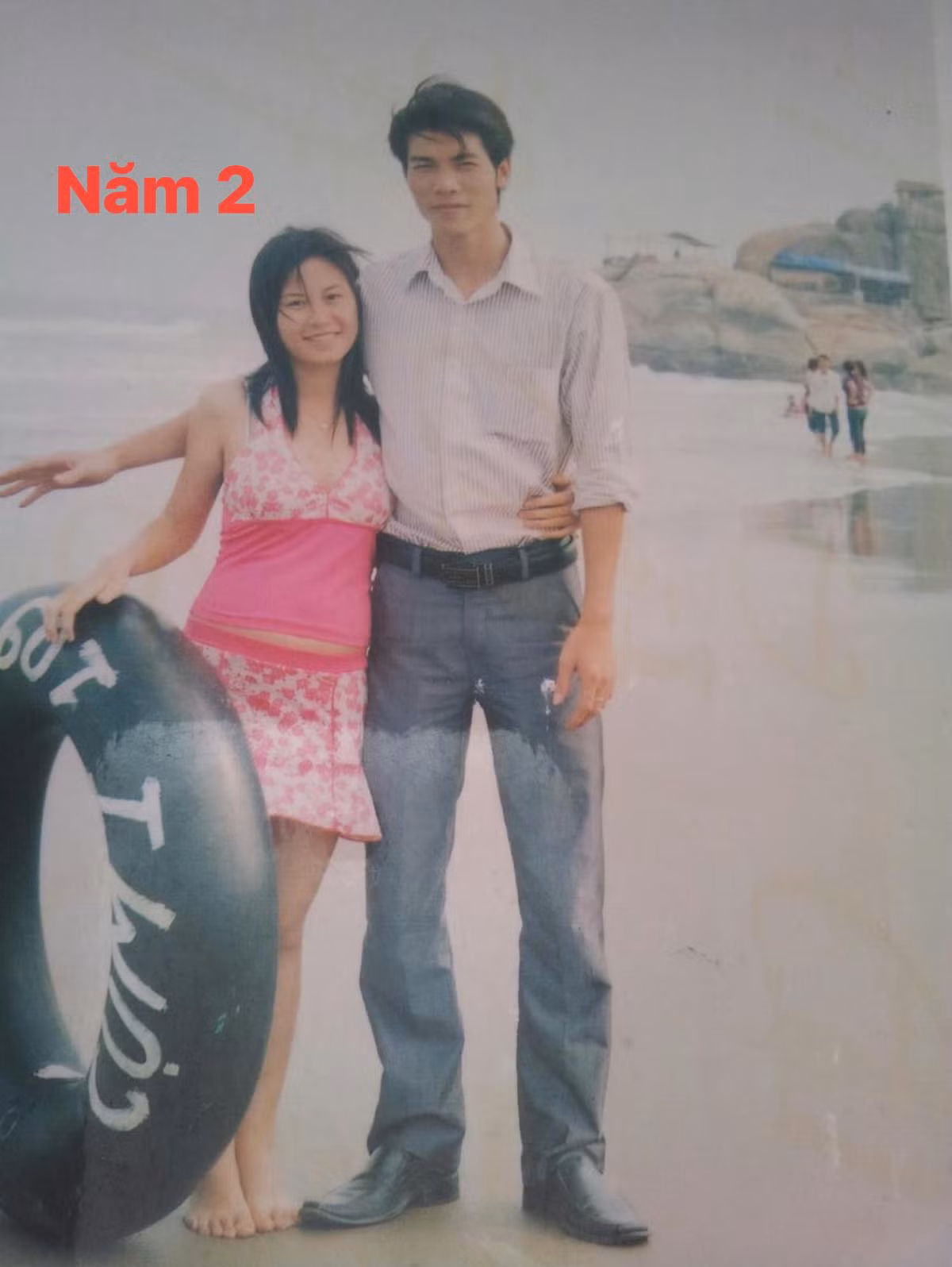 Cả 2 bên nhau từ khi còn là những cô, cậu thanh niên tươi trẻ.