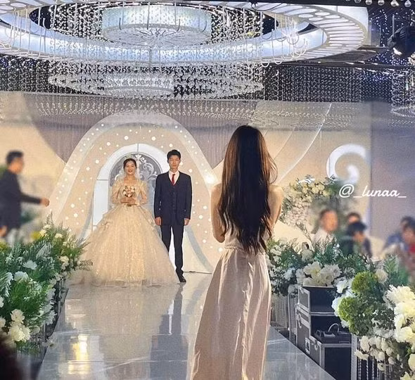 Trào lưu này không chỉ phổ biến ở Trung Quốc mà ở Việt Nam cũng đã có rất nhiều cặp bạn thân "bắt trend".