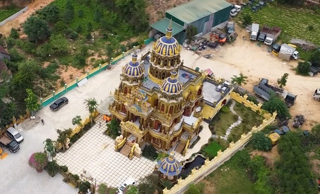 Gia đình anh Thoan hiện sở hữu cơ sở kinh doanh lớn, rộng rãi, số lượng nhân viên khoảng 30 người. Ngoài ra, đại gia người Nghệ An còn đầu tư về lĩnh vực bất động sản.