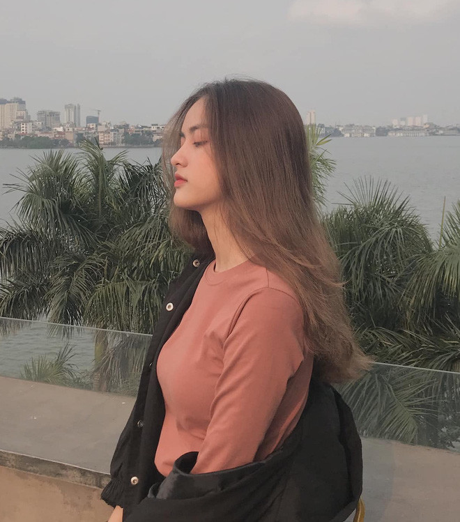 Theo chia sẻ của Hà My, cô nàng muốn thử sức ở một cuộc thi nhan sắc lớn như Hoa hậu Việt Nam và tiết lộ Hoa hậu Thế giới Việt Nam 2019 Lương Thùy Linh chính là một người em thân thiết cùng câu lạc bộ.