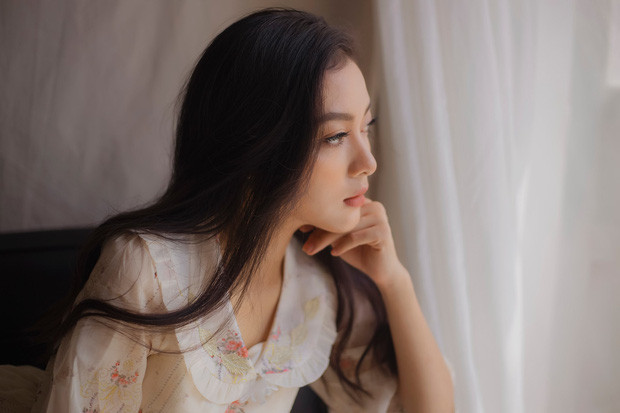 Ngoài ra, Em Bi bạn cũng thường xuyên tập Gym, Yoga để cân bằng sức khỏe và giúp cô thư giãn sau những giờ học tập căng thẳng.