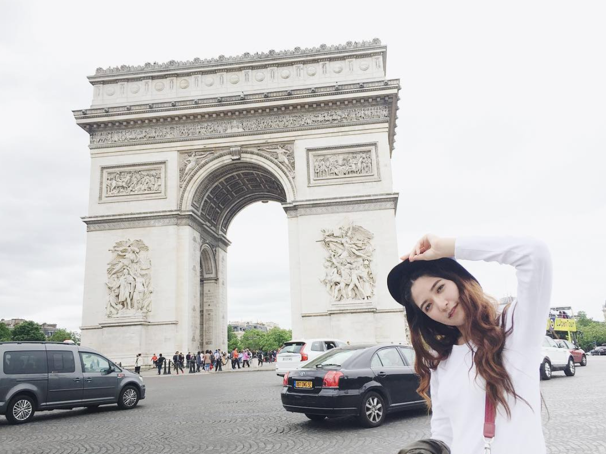 Hot girl đấu kiếm rất thích đi du lịch và yêu dịch chuyển. Trên mạng xã hội, cô thường xuyên đăng tải hình ảnh check-in ở khắp nới trên thế giới.