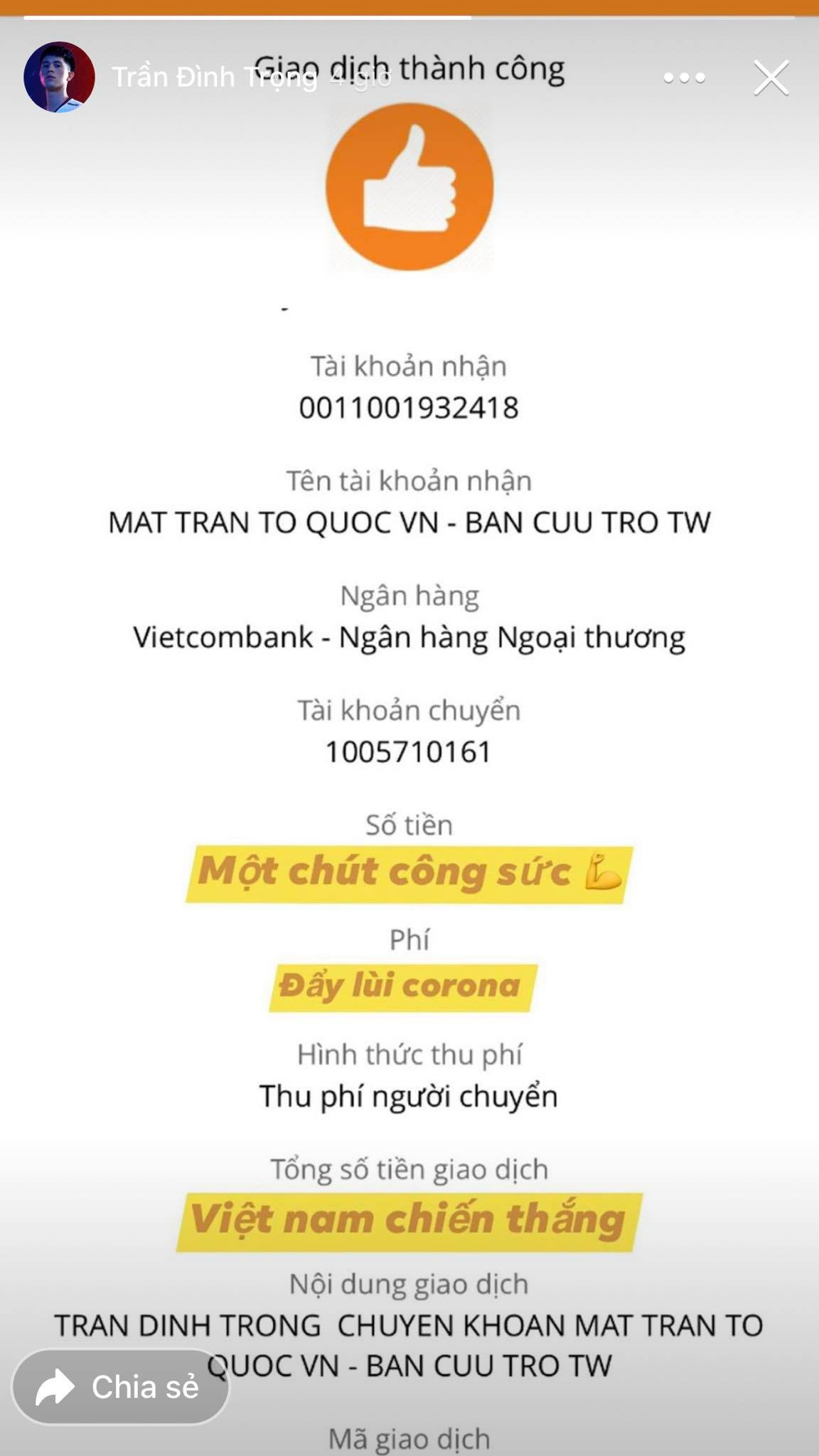"Một chút công sức đẩy lùi Corona. Việt Nam chiến thắng" - Đình Trọng viết trên trang cá nhân. Hậu vệ này vẫn đang phải nghỉ thi đấu ít nhất 3 tháng do chưa hồi phục hoàn toàn chấn thương.