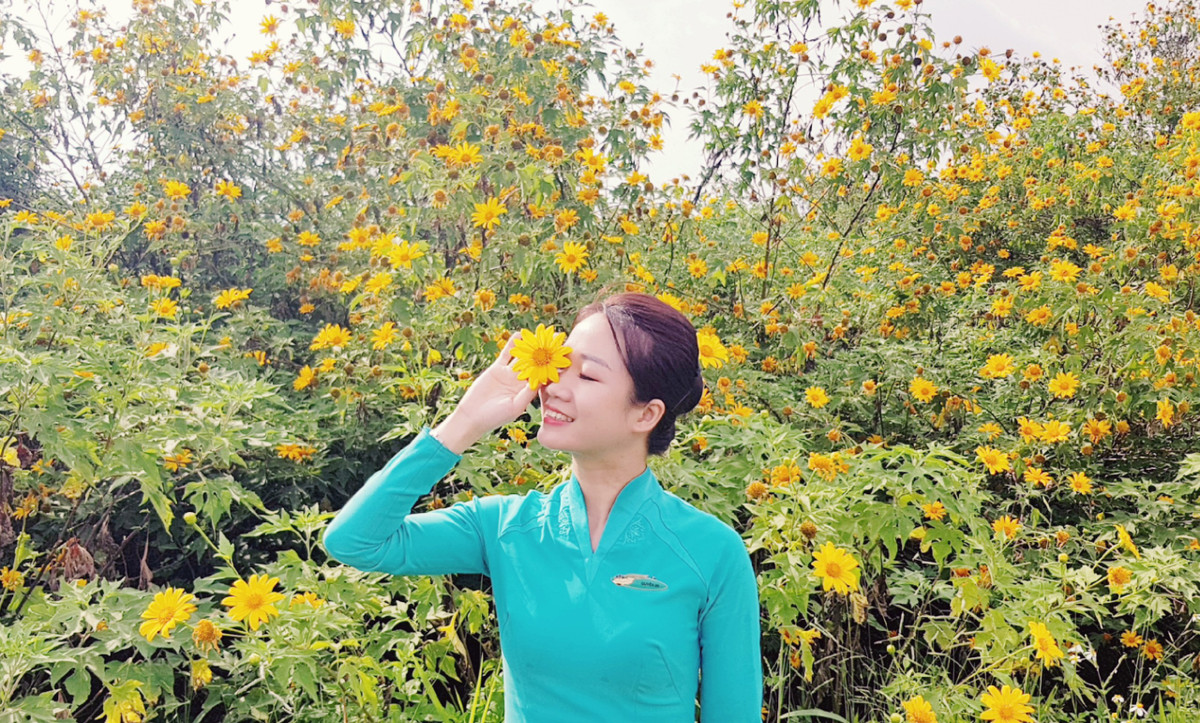 Viet don xin thu nghiem thuoc COVID-19, nu tiep vien khien dan tinh ne phuc-Hinh-4