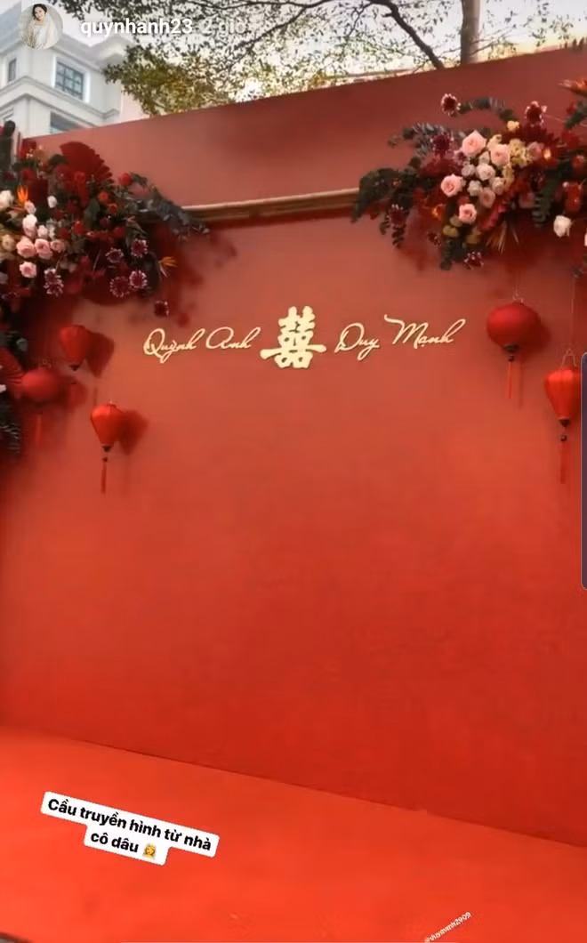 Nha ban gai Duy Manh tat bat chuan bi cho dam hoi truoc gio G