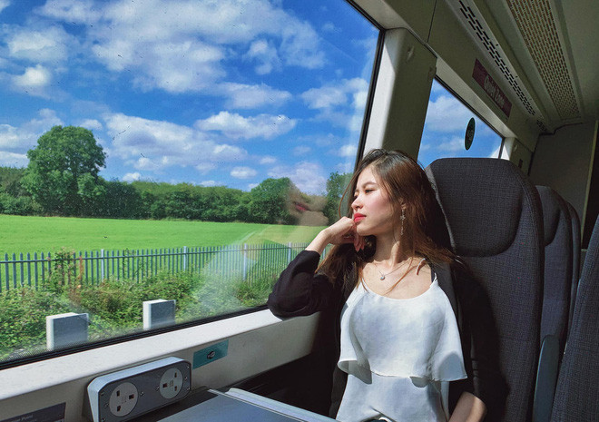 Vóc Đỗ đang theo học hệ Thạc sĩ Quản Lý Kinh Doanh quốc tế tại đại học Middlesex - thuộc top các trường ĐH hiện đại nhất Anh quốc.