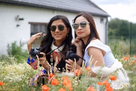 Qua những khoảnh khắc do cô gái H'Mông nói tiếng Anh như gió đăng tải có thể thấy Mai đã lấy lại tinh thần sau đổ vỡ hôn nhân và hiện đang rất vui vẻ, lạc quan.