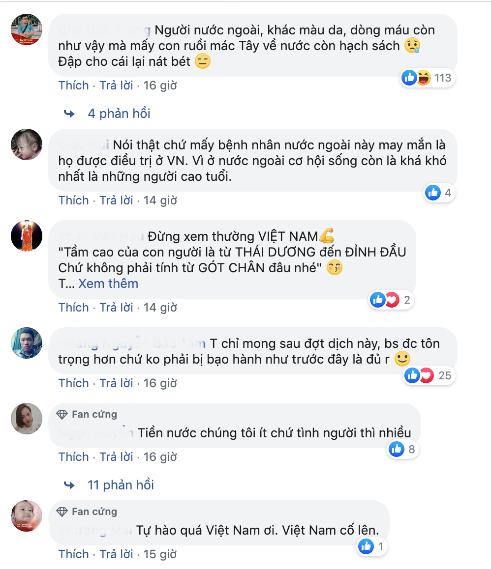 Bên dưới phần bình luận, dân mạng đã bày tỏ sự xúc động, cảm phục trước tinh thần quyết tâm đẩy lùi dịch bệnh của Nhà nước và y, bác sĩ. "Chúng tôi tuy không giàu, kinh tế có thể chưa phát triển thế nhưng chúng tôi tự hào bởi đất nước có truyền thống nhân ái cao cả. Tiến lên, Việt Nam" - Dân mạng bình luận.