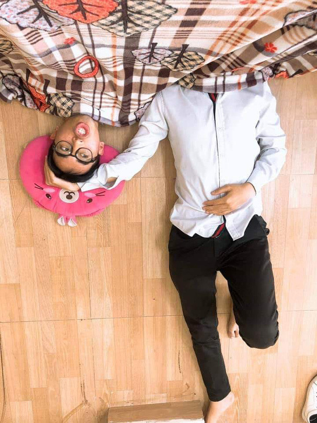 Đúng là "nhất quỷ, nhì ma, thứ ba học trò" mới hưởng ứng những trào lưu giới trẻ vô cùng kỳ cục như thế này. Có lẽ đây sẽ là hot trend cuối cùng của năm 2019. Trước đó các trào lưu như: giận 7 màu, kiếp sau của tác giả văn học, tết tóc,...từng làm giới trẻ thích thú.