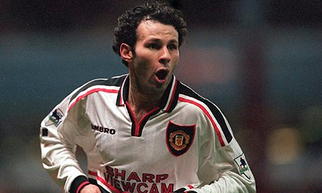 Ryan Giggs được xem là cầu thủ trung thành bậc nhất thế giới. Sau khi kết thúc sự nghiệp của mình, Giggs có gần 1000 trận đấu cho Man United, cụ thể là 963 ra sân trong màu áo Quỷ đỏ.