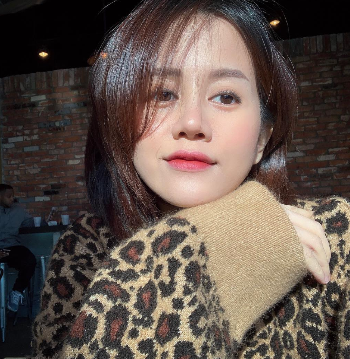 Tháng 11/2018, An Nguy và Kiều Minh Tuấn bất ngờ thừa nhận đang yêu nhau, bất chấp việc Kiều Minh Tuấn và Cát Phượng thời điểm đó vẫn chưa chia tay. Lập tức, cả 3 đều bị "ném đá" dữ dội vì bị cho rằng cố tình dựng scandal tình cảm để Pr cho dự án phim sắp ra mắt.