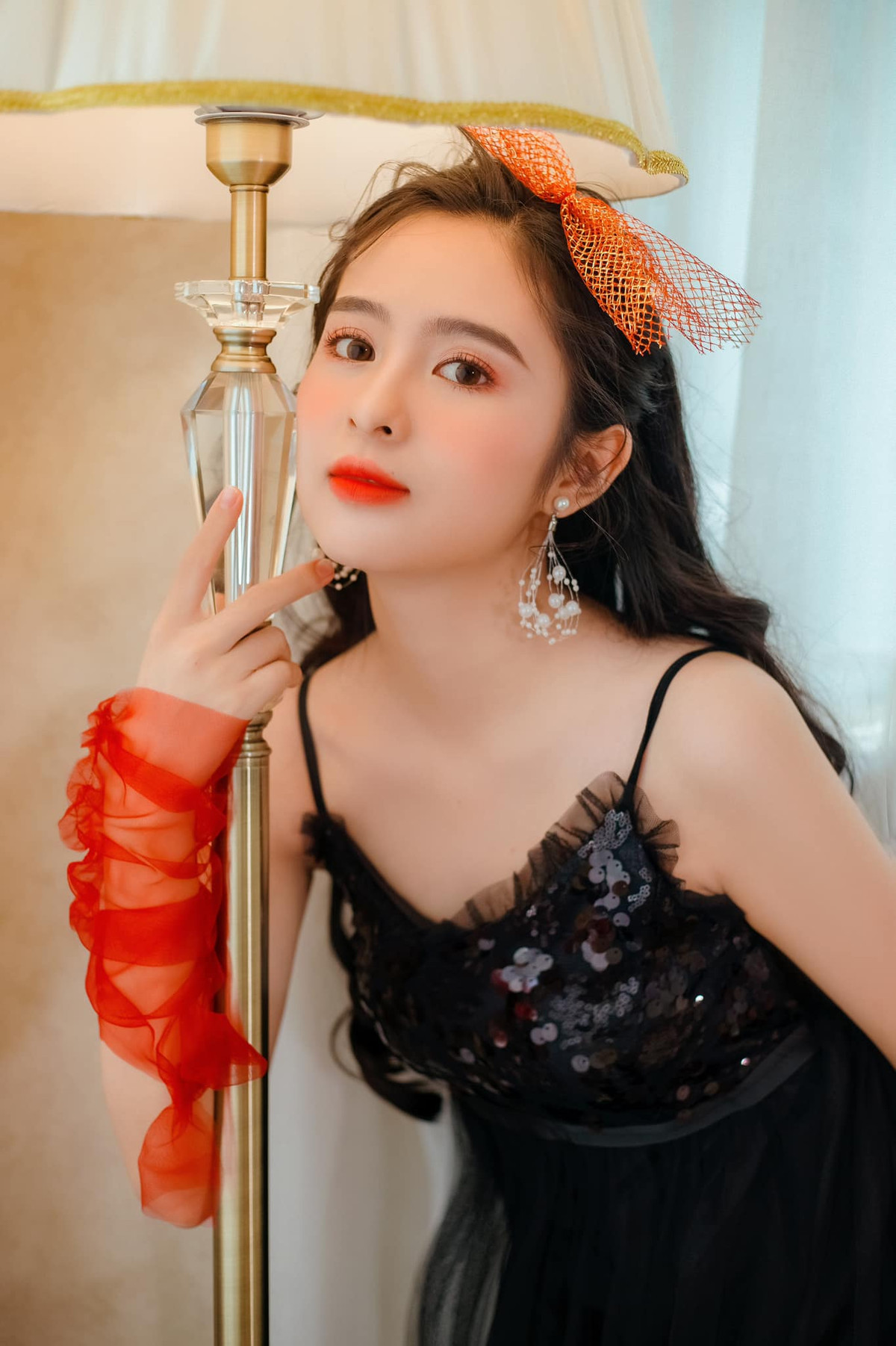 Ái Phi rất thích lên ý tưởng sẵn cho các bộ ảnh rồi khi có thời gian sẽ bắt tay vào hiện thực hoá chúng.