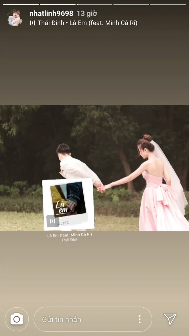 Cách đây không lâu, Nhật Linh từng đăng tải hình ảnh trong studio ảnh cưới cùng Phan Văn Đức khiến người hâm mộ đoán già đoán non về một tương lai về chung một nhà của cả hai.