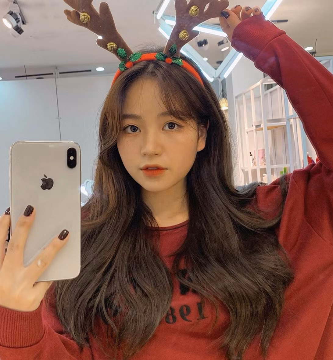 Thời điểm hiện tại, Quang Hải và Thanh Thuỷ đã ngừng tương tác và bỏ theo dõi nhau trên mạng xã hội khiến người hâm mộ cho rằng tình cảm của cặp đôi đã rạn nứt.