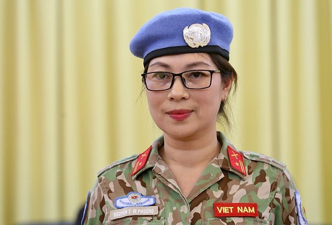 Phát biểu tại lễ trao quyết định triển khai nhiệm vụ vào chiều 24/10, thiếu tá Minh Phương cho biết, đây là nhiệm vụ đáng tự hào của bản thân nhưng cũng đầy thử thách.