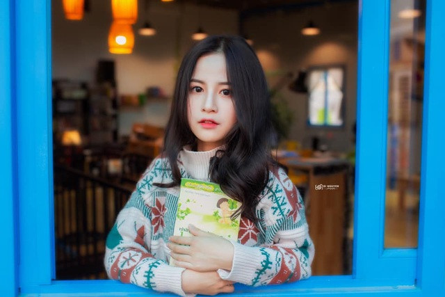 Đam mê với nghề mẫu ảnh, Châu Anh cho biết trong tương lai sẽ cố gắng trau dồi kiến thức để có thể theo đuổi nghề người mẫu chuyên nghiệp.