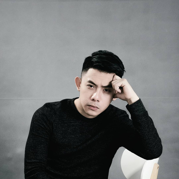 Tập 9 mùa 3 Người ấy là ai giới thiệu đến khán giả một "cực phẩm" mới mang tên Tống Đông Khuê. Anh hiện hiện giữ vị trí CEO của một công ty truyền thông, kiêm founder của một nhà hàng - quán bar sang trọng.