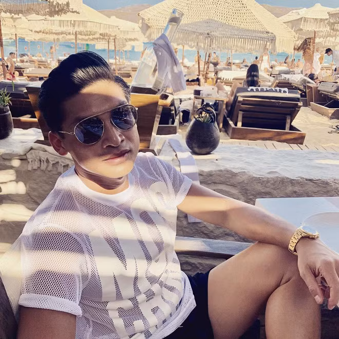 Ngoại hình "chuẩn men" của Huy Phan khiến chị em chỉ biết điêu đứng ngắm nhìn.