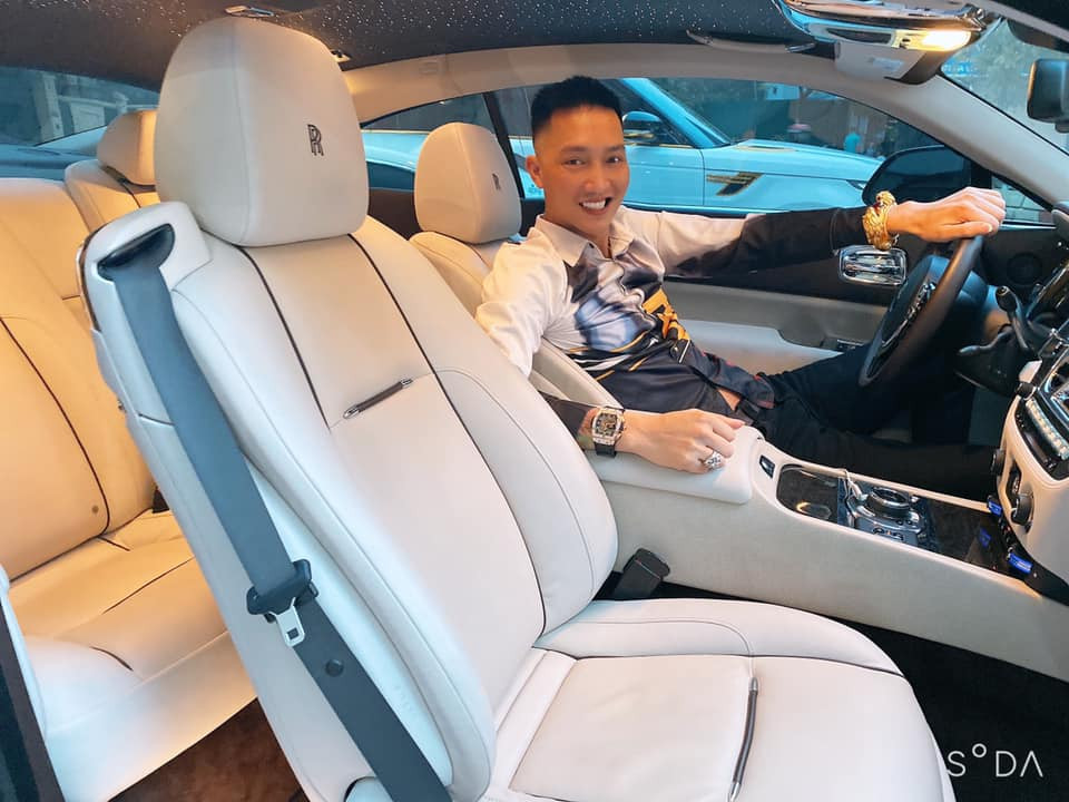 Ngay sau khi thông tin giang hồ mạng xuất bản sách, Cục Xuất bản, In và Phát hành, bộ Thông tin và Truyền thông cho biết sẽ vào cuộc làm rõ sự việc.