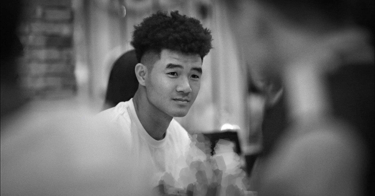 Thậm chí, nhiều người hâm mộ còn hài hước cho rằng, kiểu tóc mới của Đức Chinh chẳng khác gì...miếng sắt cọ xoong.