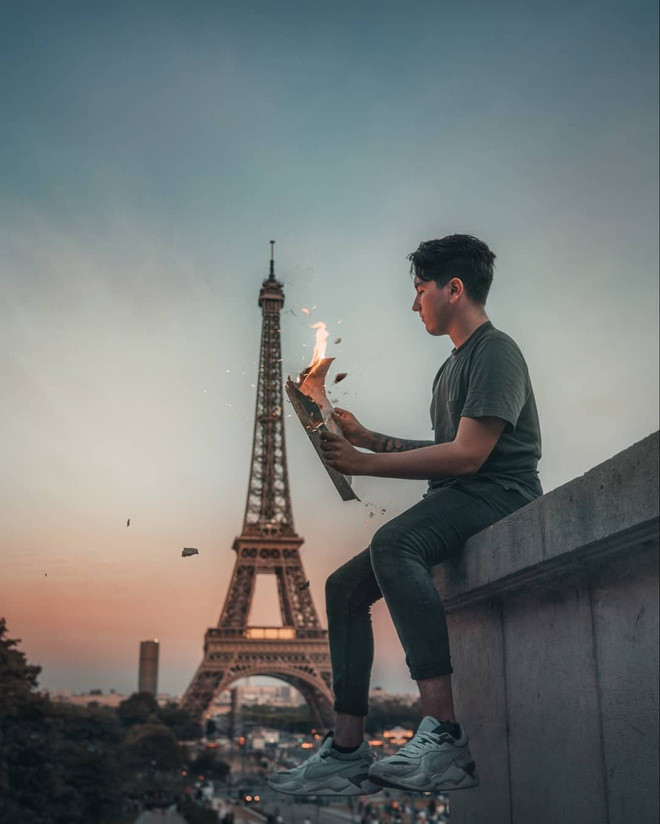 Mỗi bức ảnh của Omahi thu hút hàng chục nghìn lượt “thả tim” từ dân mạng. Chàng trai luôn khiến mọi người trầm trồ trước các bức ảnh ảo diệu, rồi sau đó phá lên cười khi xem hình hậu trường.