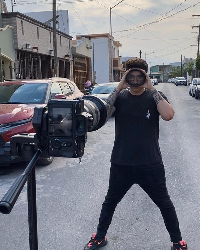 Trong thời gian tới, 9X cho hay sẽ “trình làng” các tác phẩm của mình trên website riêng.