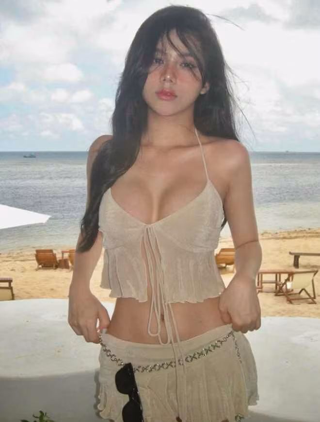 Bẵng đi thời gian ở ẩn, Võ Thúy Hằng bất ngờ tái xuất, nhan sắc một lần nữa gây bão.