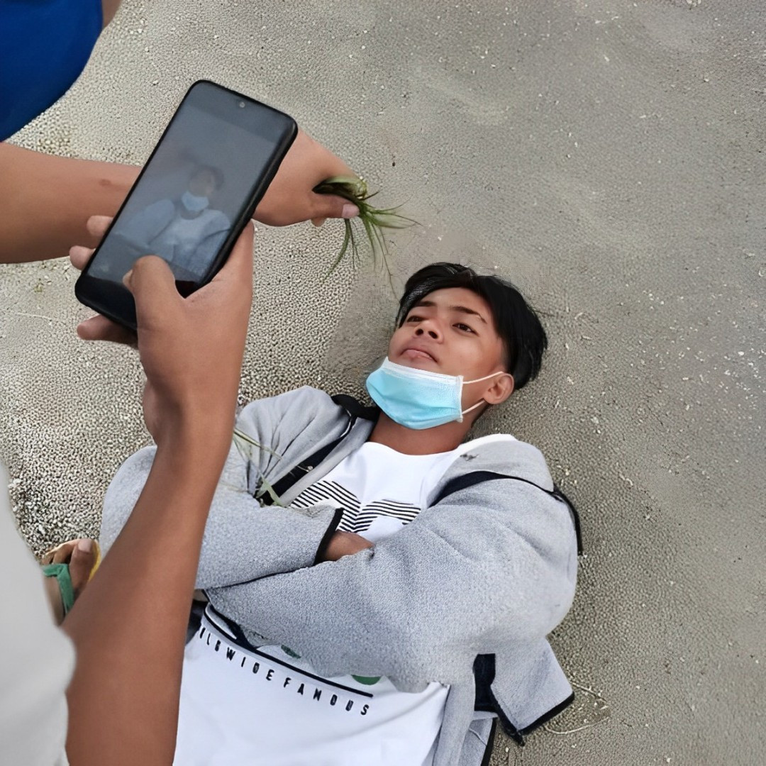 Tin tuong ban moi hoc nhiep anh, chang trai nhan ket qua hu hon