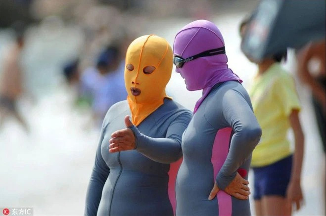 Không phải bikini, đây mới là trang phục thu hút mọi ánh nhìn nhất.