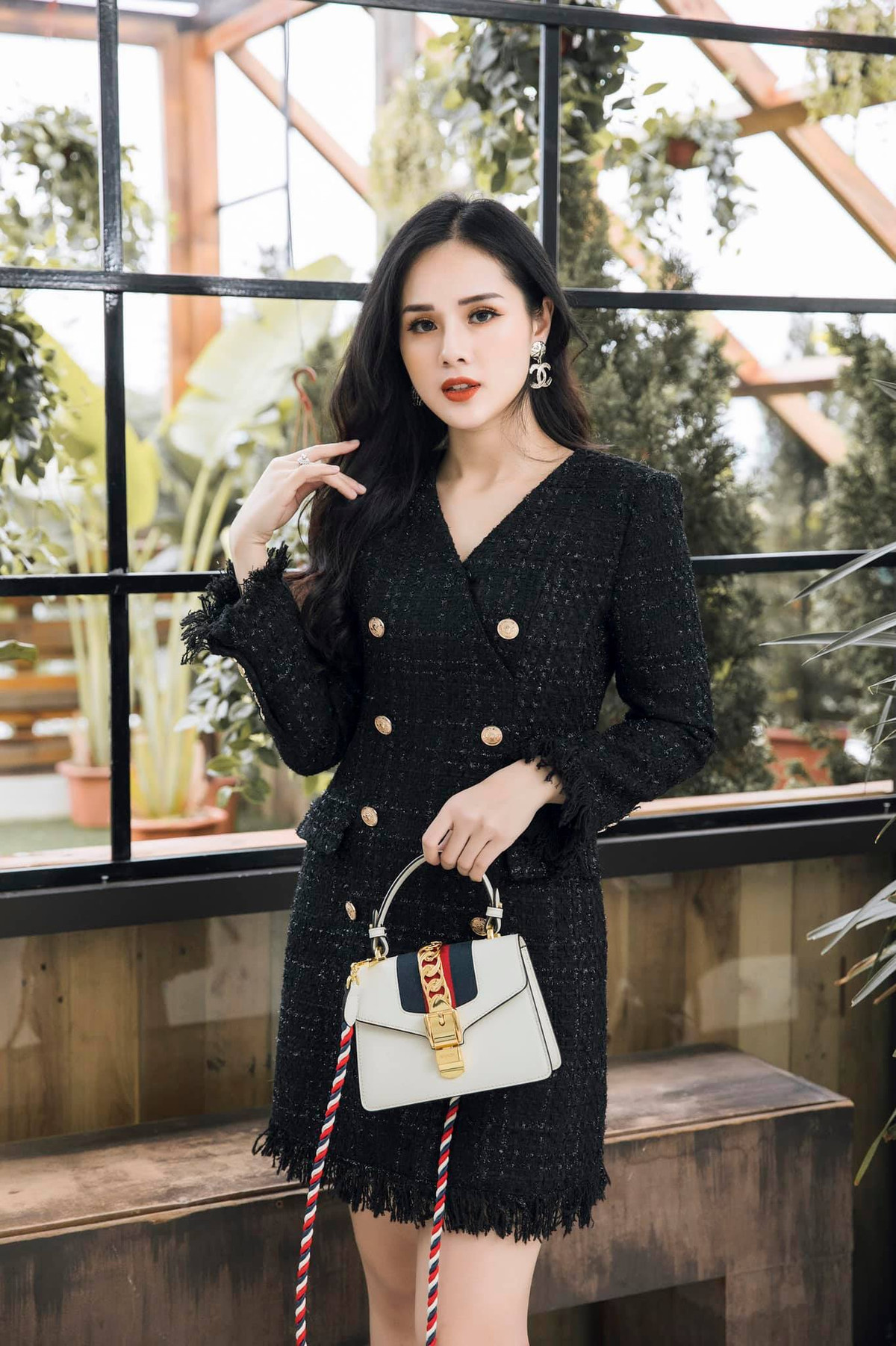 Sau khi bị loại tại vòng sơ khảo của cuộc thi Miss World Vietnam 2019, Huyền Trang tuyên bố không tham gia bất kỳ đấu trường nhan sắc nào nữa vì đã cảm thấy mệt, đồng thời muốn tập trung cho công việc kinh doanh.