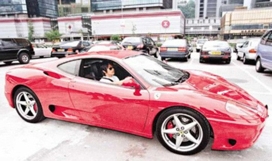 “Ông vua hài kịch” Châu Tinh Trì sở hữu khối tài sản “khủng” thế nào? - Hình 7 “Ong vua hai kich” Chau Tinh Tri so huu khoi tai san “khung” the nao?-Hinh-7