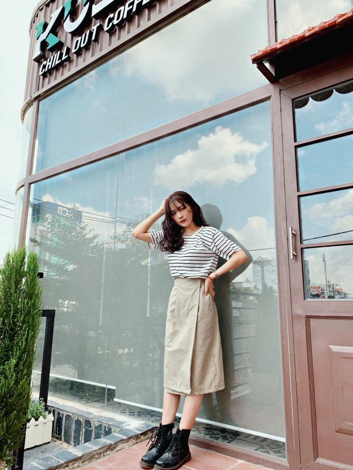 Hiện tại những bức ảnh của Phi Linh luôn nhận được sự quan tậ của CĐM cùng những bình luận khen ngợi về ngoại hình của cô nàng. Nguồn ảnh: FBNV