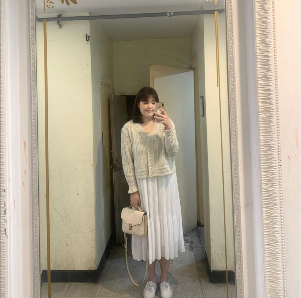 Soo Bin có thể thoải mái diện các loại trang phục điệu đà, bánh bèo, điều mà trước kia không dám mơ tới.