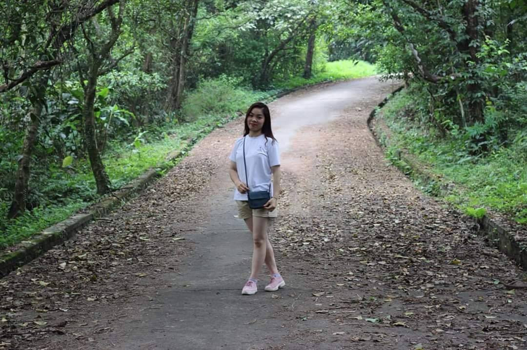 Giữa nhiều kẻ chỉnh ảnh không có tâm thì cuối cùng cũng có một người tốt khi làm đúng theo lời cô gái là xoá đi chiếc xe máy.