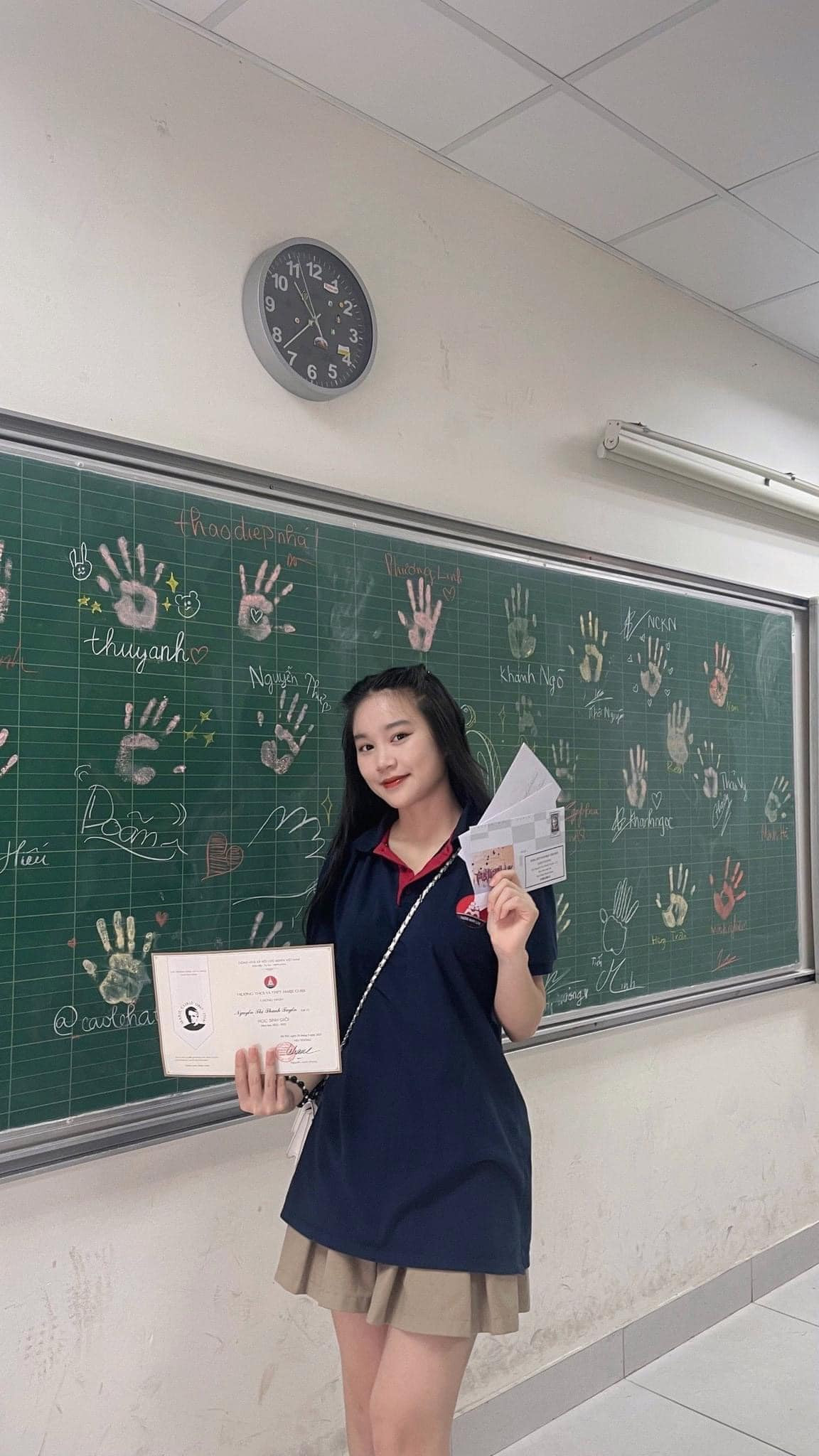 Cô nàng gây ấn tượng khi đậu 9 trường đại học tại Mỹ, trong đó có trường Dickinson với học bổng gần 6 tỷ cho 4 năm học.