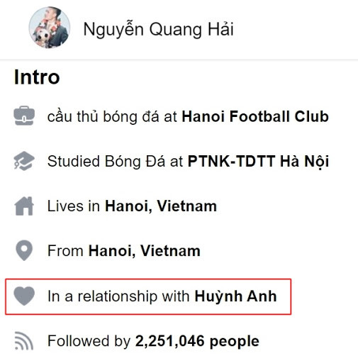 Rich kid Nha Trang cũng là cô gái thứ 2 được cầu thủ sinh năm 1997 công khai, để trạng thái "hẹn hò" trên phần thông tin cá nhân dù trước đó dính tin đồn cặp kè với khá nhiều hot girl đình đám.