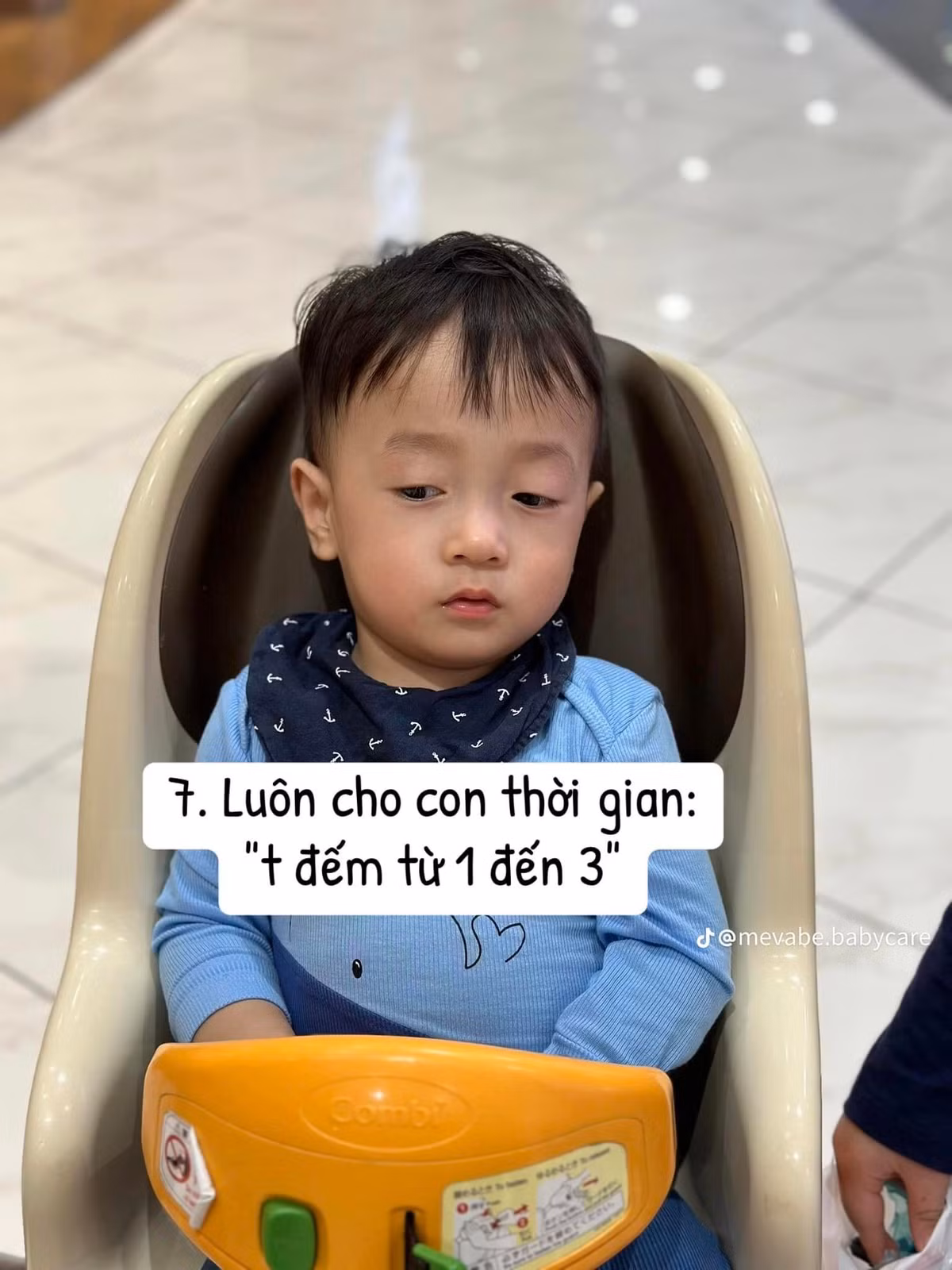 Nhiều người cũng bày tỏ sự thán phục với bà mẹ trẻ vì một mình nhưng nuôi dạy hẳn 3 đứa con, nhiều người chỉ có duy nhất một đứa con nhưng đã rất "vật vã" rồi.