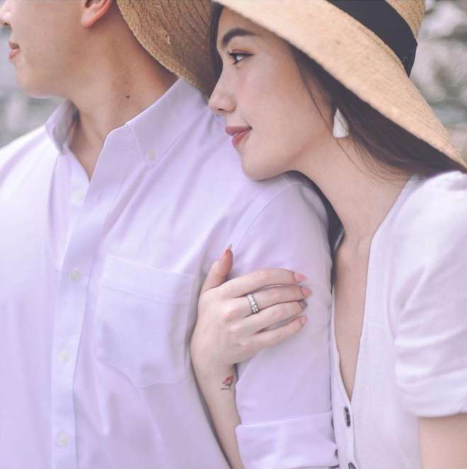 Được biết Mie và chồng sắp cưới đã hoàn thành xong các thủ tục cơ bản để chuẩn bị cho lễ cưới của họ trong thời gian tới.